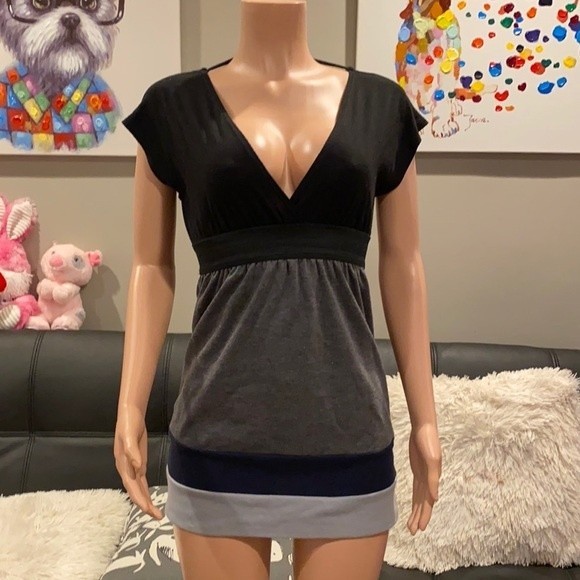 Dresses & Skirts - Y2k 90’s 00’s vintage v neck color block short sleeve mini dress